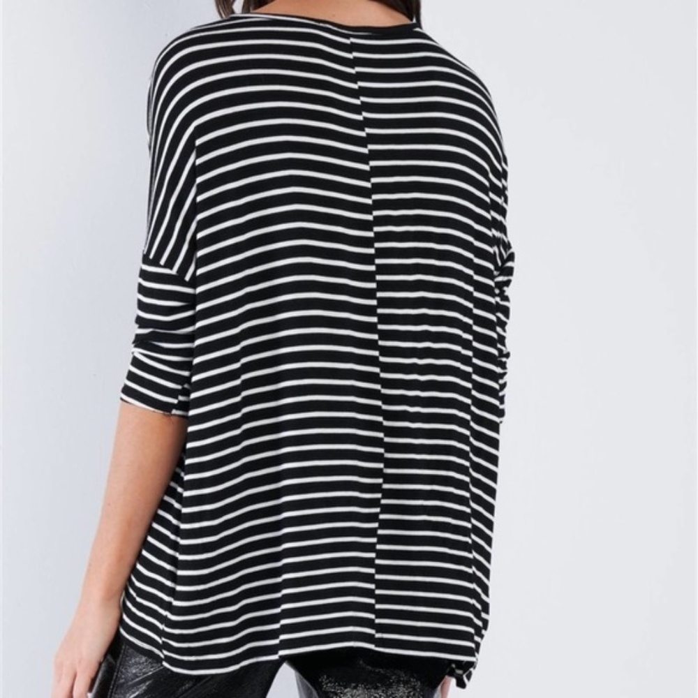 Kiki Larue 3/4 Sleeve Oversized Top ✨NWOT✨ - Picture 4 of 12